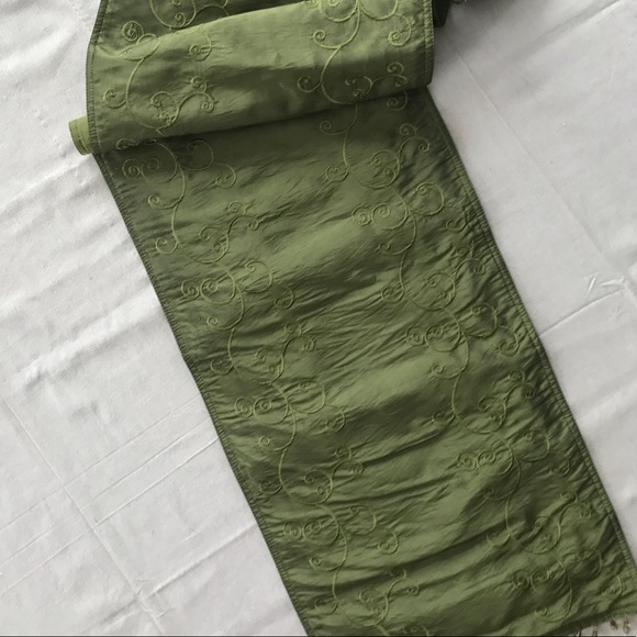 🎉 Table Scarf/Runners Bundle - Picture 4 of 8